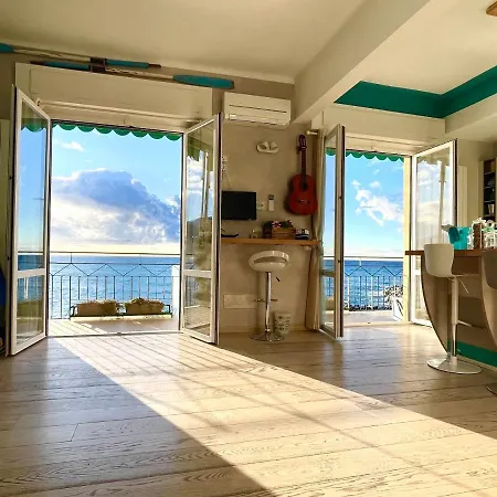 Apartamento Cinqueterreblu Lungomarenostro